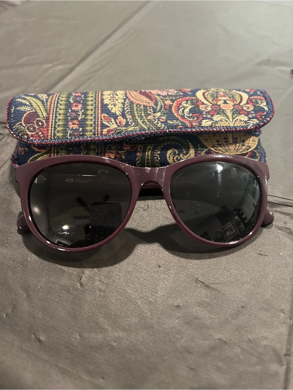 HD Vision Polarized Women's Purple Sunglasses with Paisley Case